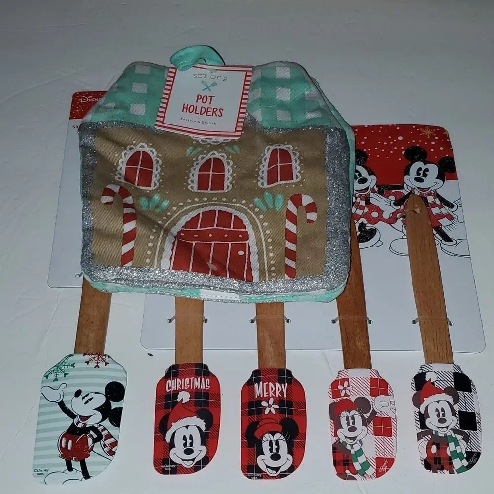 Disney Mickey Mouse Spatula 5 Set Christmas Gingerbread House Pot Holder